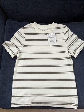 🍎5/$20 6T Classic Striped Kids T-Shirt — White with Grey  Stripes